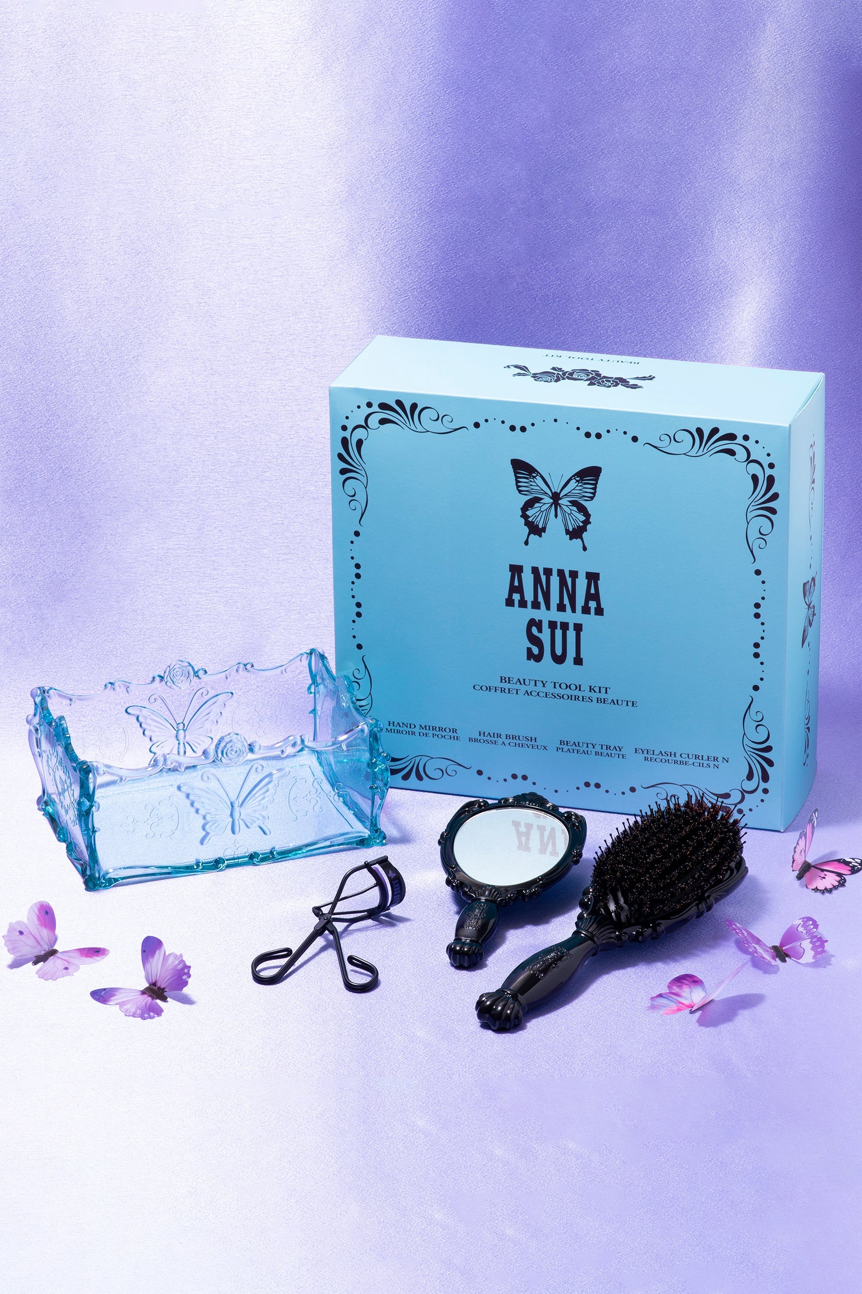 Essential Beauty Tool Kit – Anna Sui