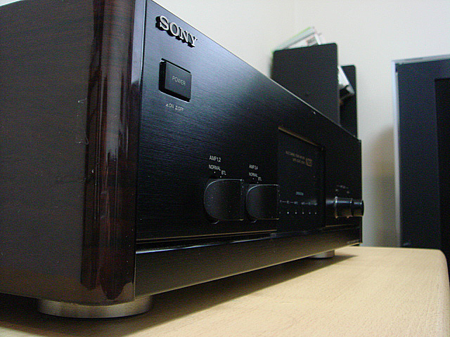 TA-E2000ESD AVコントロールアンプ (Sony) 1992年 | 古いハードに囲ま