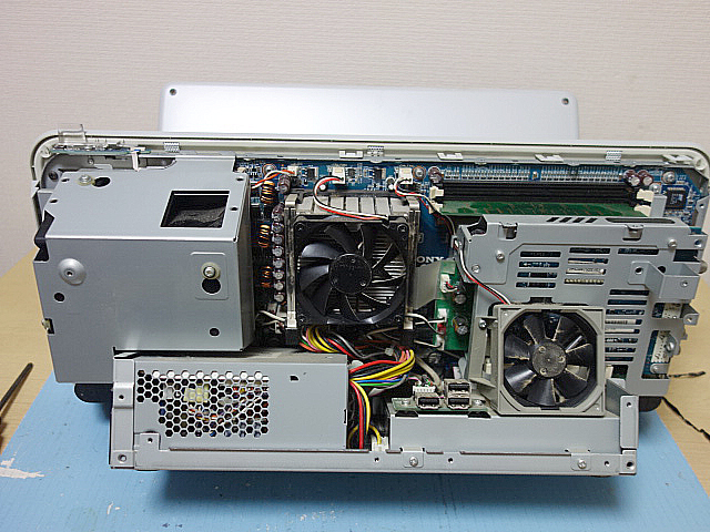 VAIO Type M 2005年 | 古いハードに囲まれて since2011