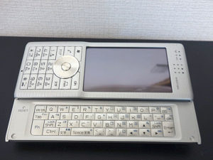 W-ZERO3 [es] | 古いハードに囲まれて since2011