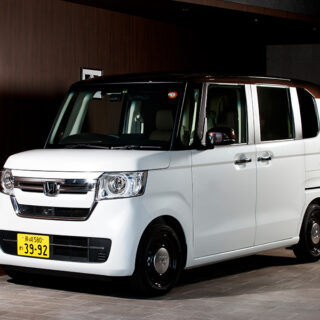 N-BOX (JF3型/White/Brown） ｜ 長崎空港から一番近いアナザーレンタカー