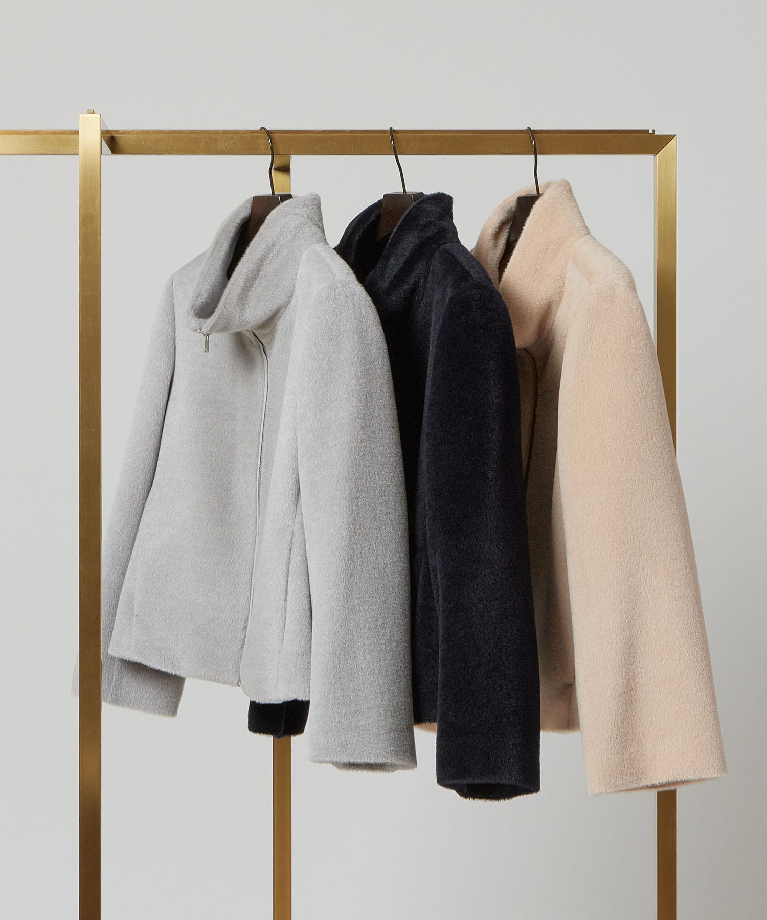 OUTER COLLECTION 2024|ANAYI OFFICIAL ONLINE STORE｜アナイ 公式サイト