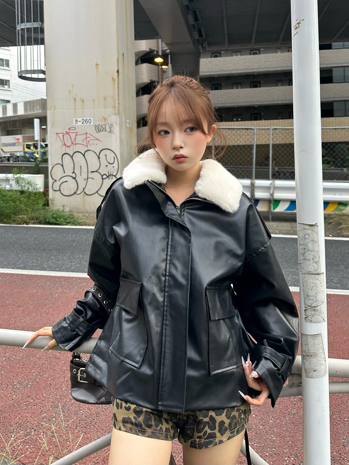 ファーライクカラーレザータッチジャケット – ANDOR ONLINE