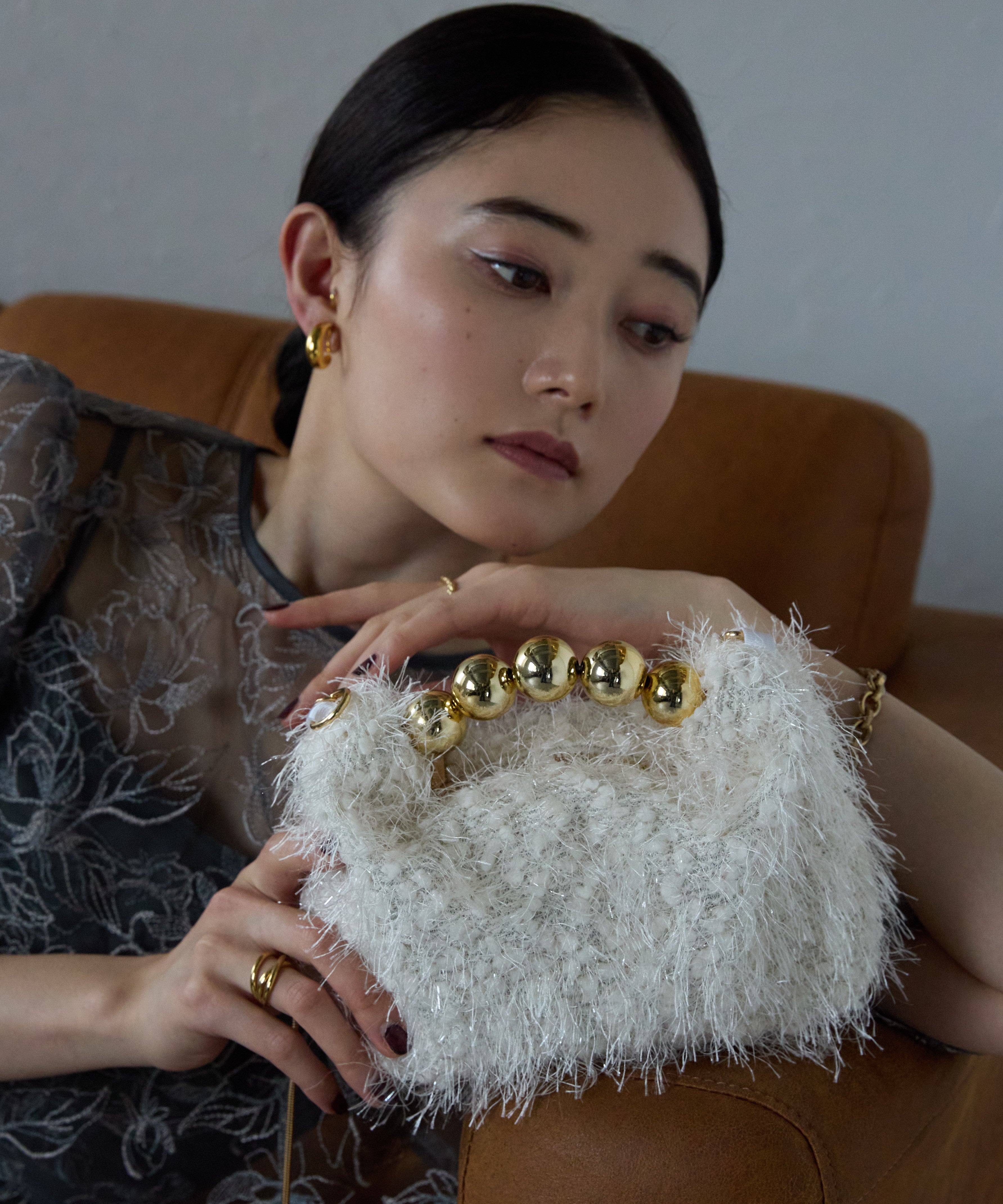 Pearl Handle Fur Bag - Elegant & Stylish Accessory – Lien lab.