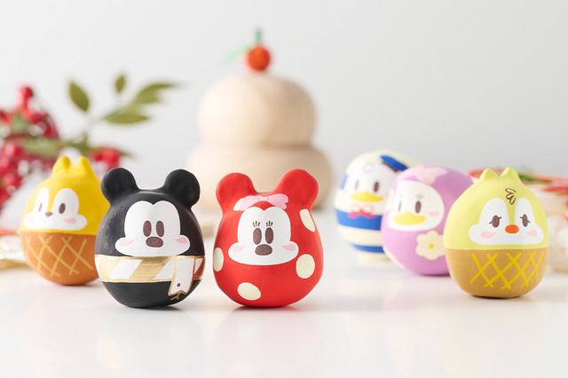 ディズニー」プーさんがヘビのしっぽをギュっ♪ ミッキーやドナルド