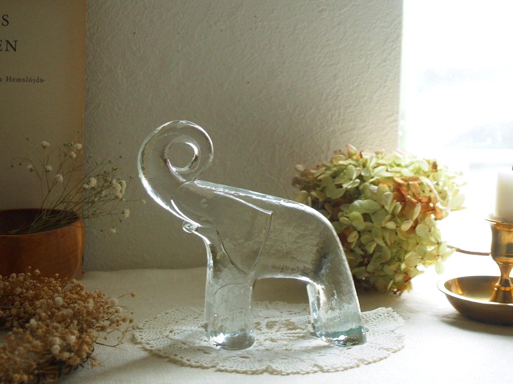 北欧ヴィンテージガラス KOSTA BODA Bertil Vallien クリスタルのゾウ