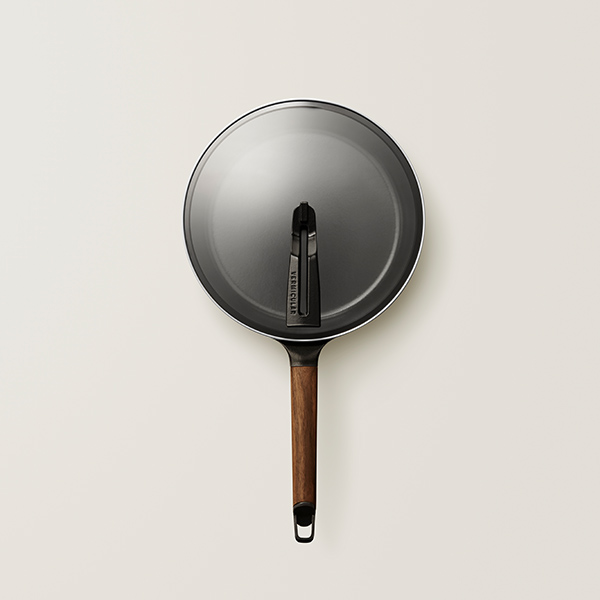 バーミキュラ / フライパン 26cm ウォールナット / 専用フタ付きを贈る