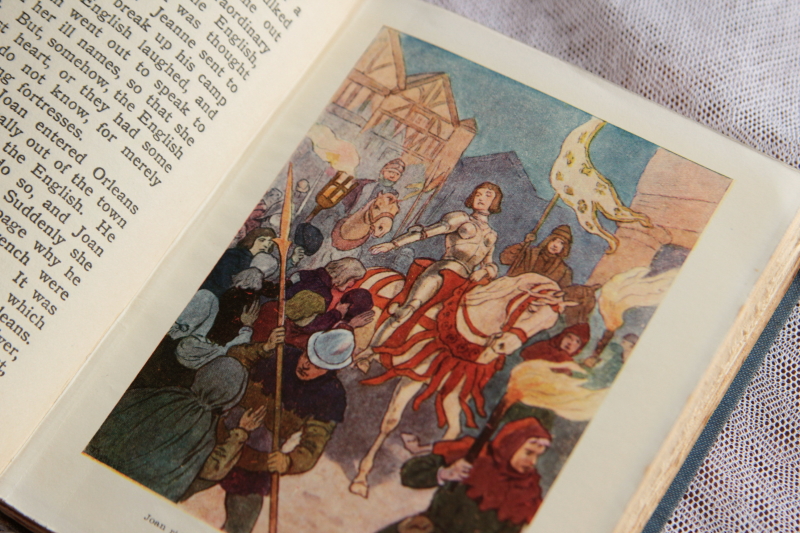 アンティーク古書 ジャンヌ・ダルク カラープリント イギリス 20200310