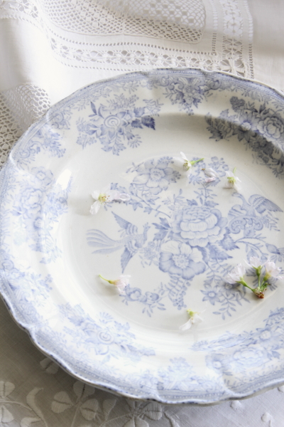 アンティークアジアティックフェザンツミートプレート ブルーアンド