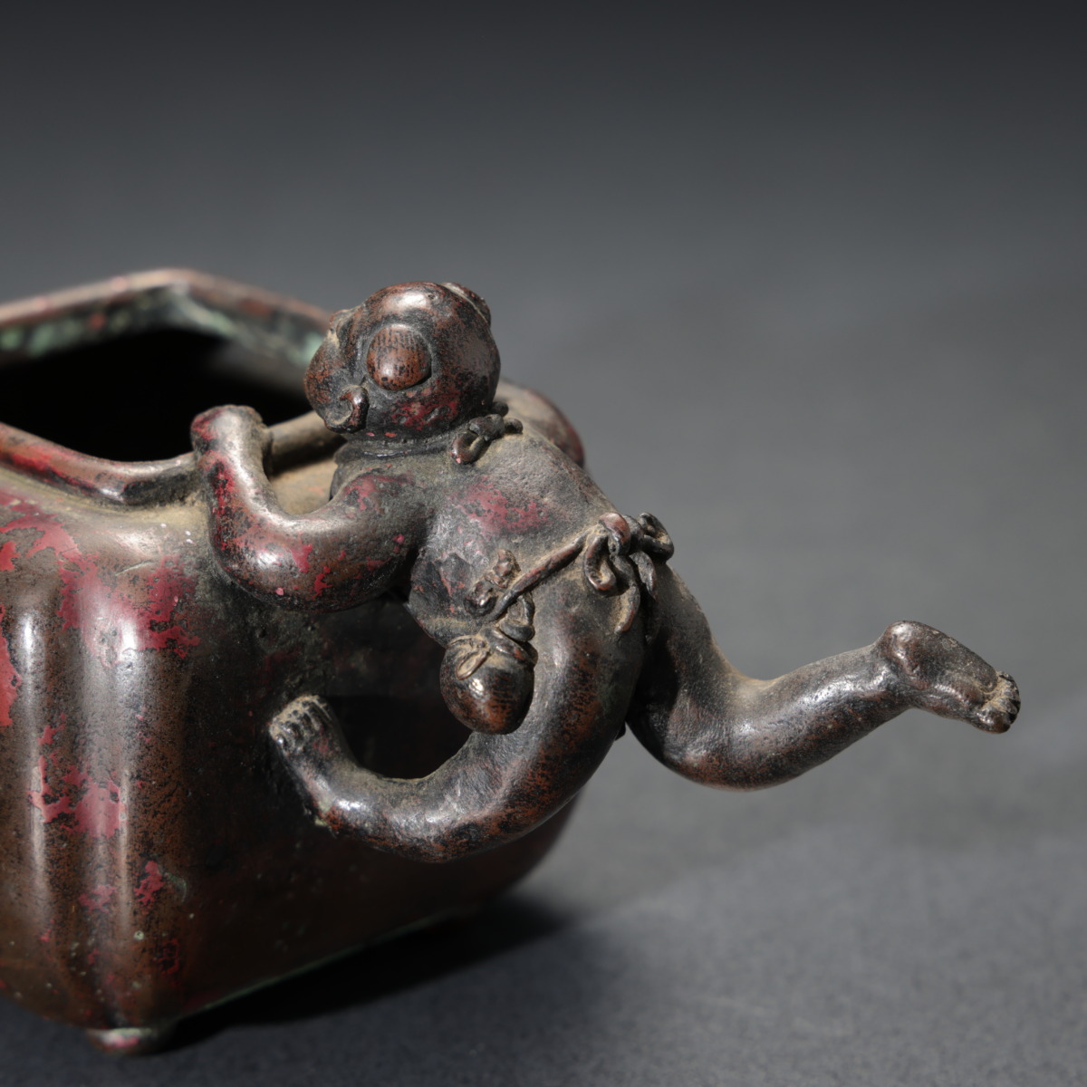 本間琢斎作 斑紫銅童子付筆洗 - 古好屋