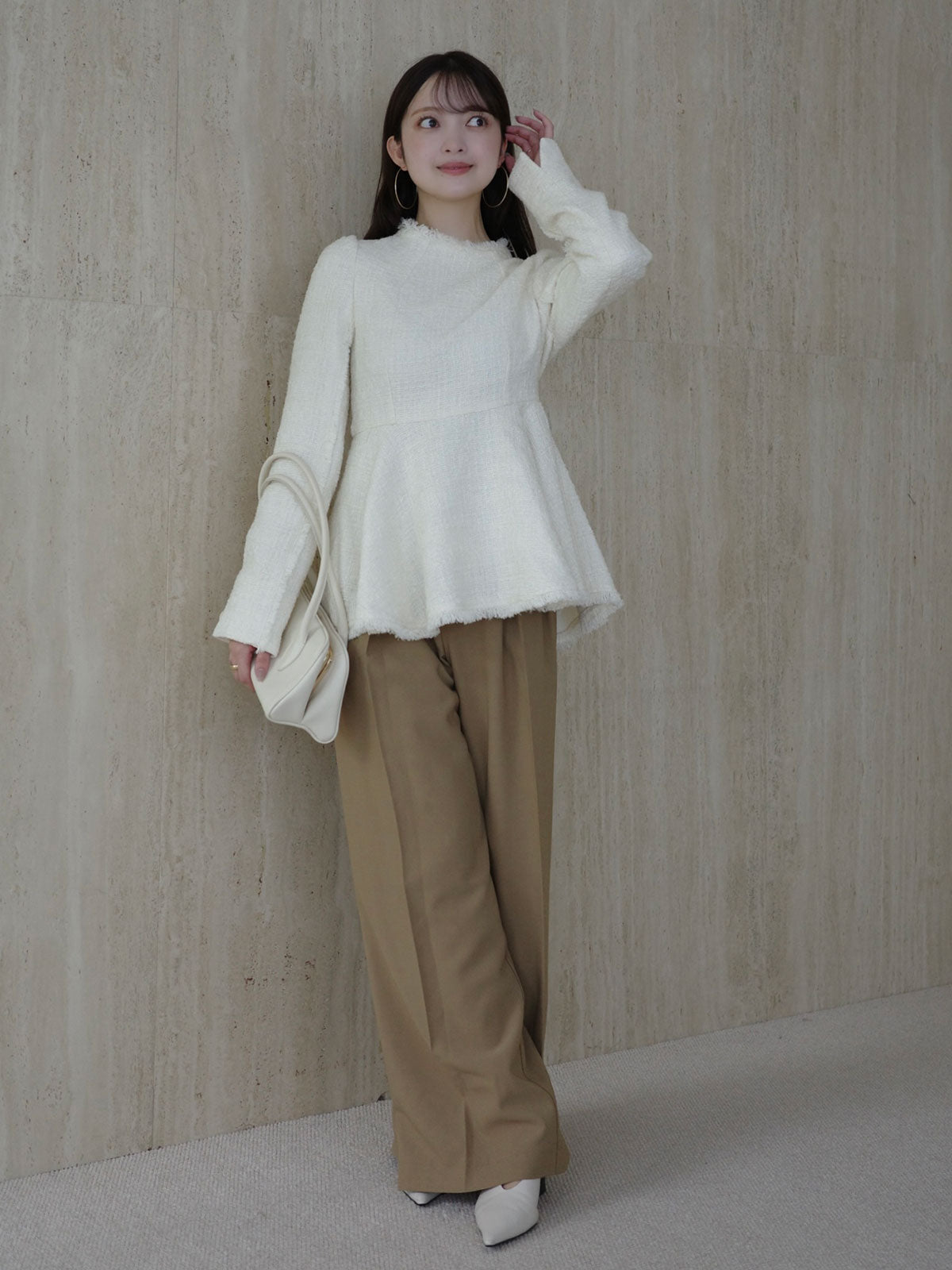 ツイードペプラムブラウス