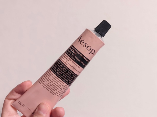 塗ってすぐスマホが触れる！サラサラ、しっとり♪「イソップ」ハンド