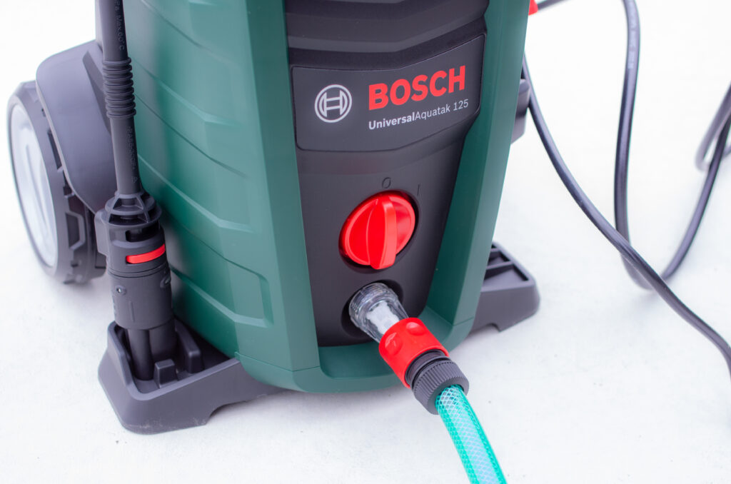 洗車用にBOSCHの高圧洗浄機UA125を購入【レビュー】 | EVERYDOORS