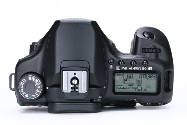 ASCII.jp：【レビュー】確実な進化を遂げたハイアマチュア向け一眼レフ