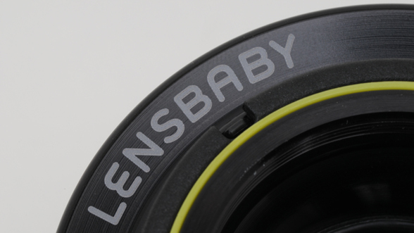 ASCII.jp：ユルさやボケの味を楽しむ「LENSBABY MUSE」 (1/3)