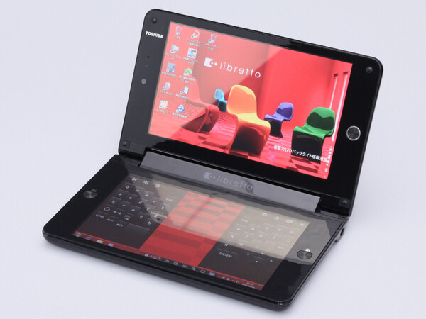 ASCII.jp：話題の2画面ノート libretto W100をフォトレビュー！ (1/3)