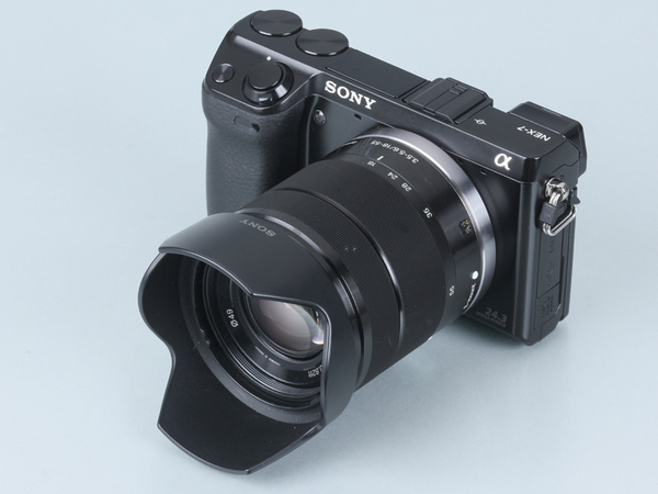 ASCII.jp：ミラーレス機でこそカッコよく撮る！ 単焦点レンズのススメ