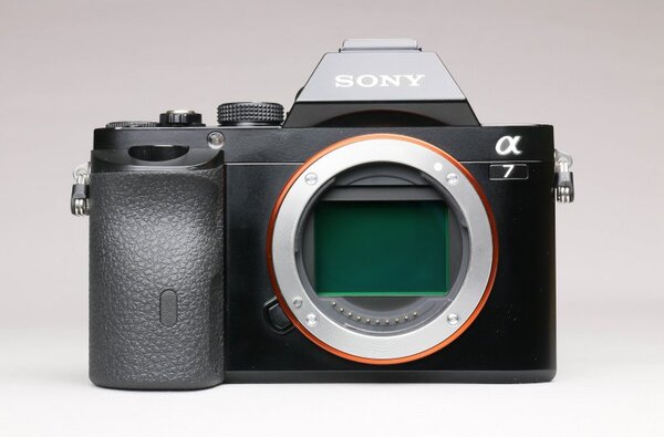 ASCII.jp：「α7（ILCE-7）」はフルサイズ素子を持つ究極のミラーレス機