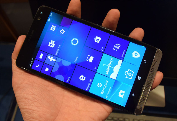 ASCII.jp：最強のWindowsスマホ「HP Elite x3」とノートPC型ドッグを