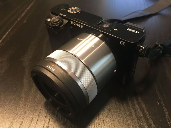 ASCII.jp：風景も撮れるソニーマクロレンズで写真がうまくなった気分に