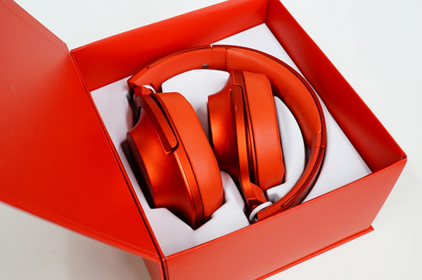 ASCII.jp：鮮烈な色のハイレゾヘッドフォン「h.ear on（MDR-100A