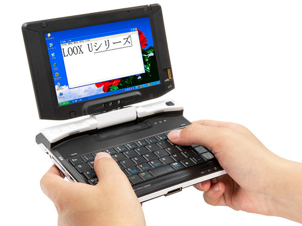 ASCII.jp：富士通、重さ約580gのUMPC“FMV-BIBLO LOOX U”を発表！