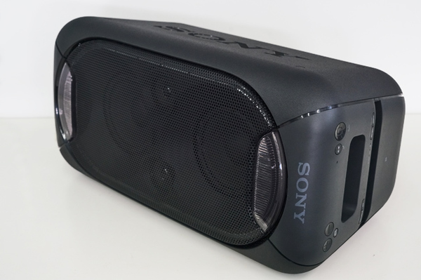 ASCII.jp：屋外用PA機材にもなるスピーカー「SRS-XB60」：Xperia周辺機器