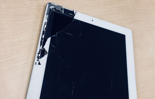 ASCII.jp：買ったばかりのiPadの画面割れを防ぐ最良の方法 (1/2)