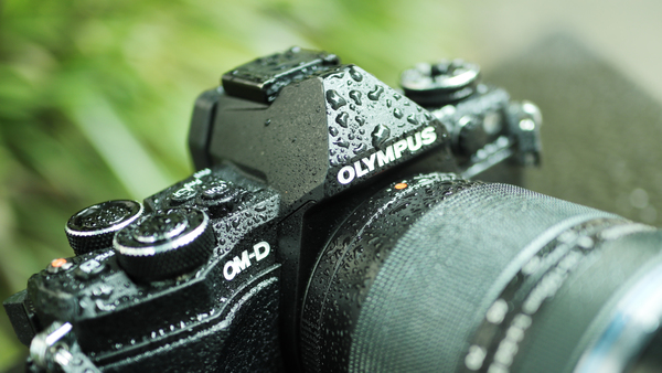 ASCII.jp：デジカメオリンパスミラーレス一眼「OM-D E-M5 Mark II」の