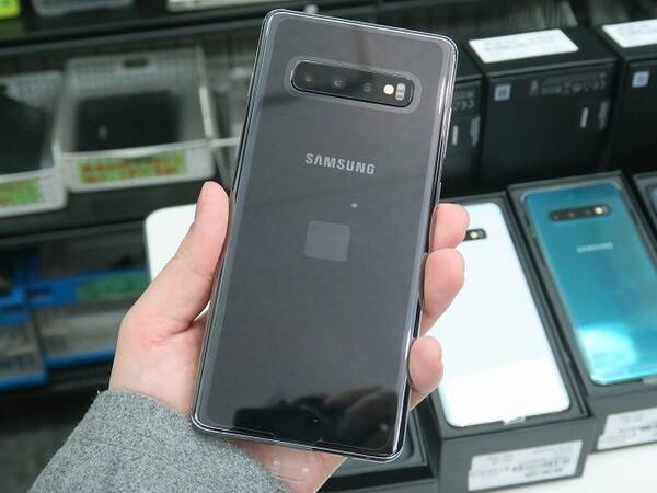 ASCII.jp：12GB／1TBモデルも！ 最新最強スマホ「Galaxy S10」の海外版