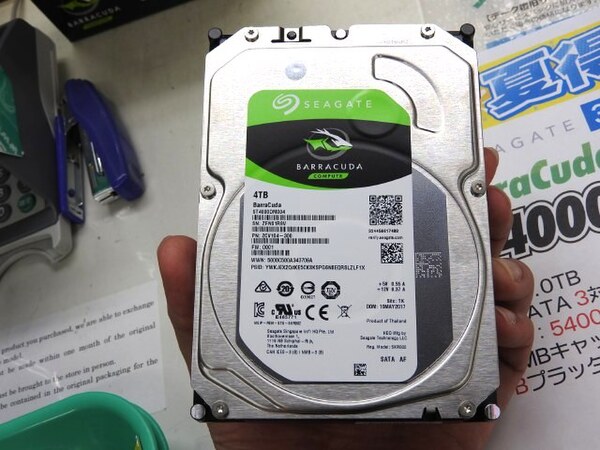 ASCII.jp：Seagate「BarraCuda」から、1プラッター2TBの薄型4TB HDDが誕生