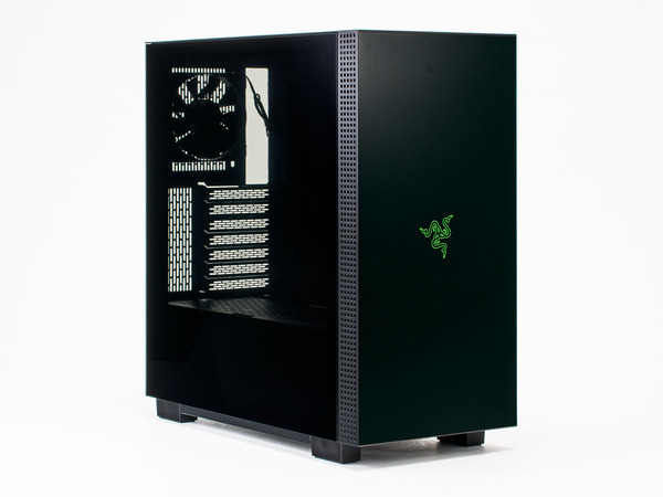 ASCII.jp：完成度が高いRazer純正PCケース「Tomahawk」をレビュー (1/3)