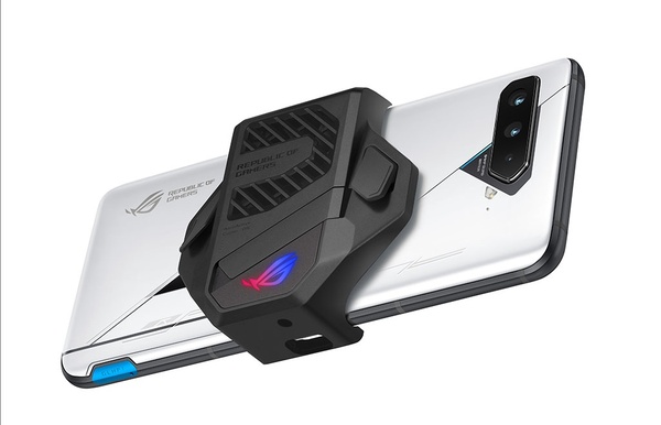 ASCII.jp：18GBメモリー搭載の最強ゲーミングスマホ、ASUS「ROG Phone