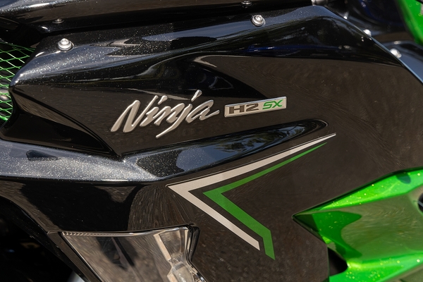 ASCII.jp：トップガン・マーヴェリックに登場するカワサキ「H2」は心を