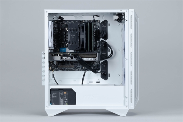 MSI製の白ケースがカッコよすぎる！約18万円のRTX 3060 Ti搭載PCを実