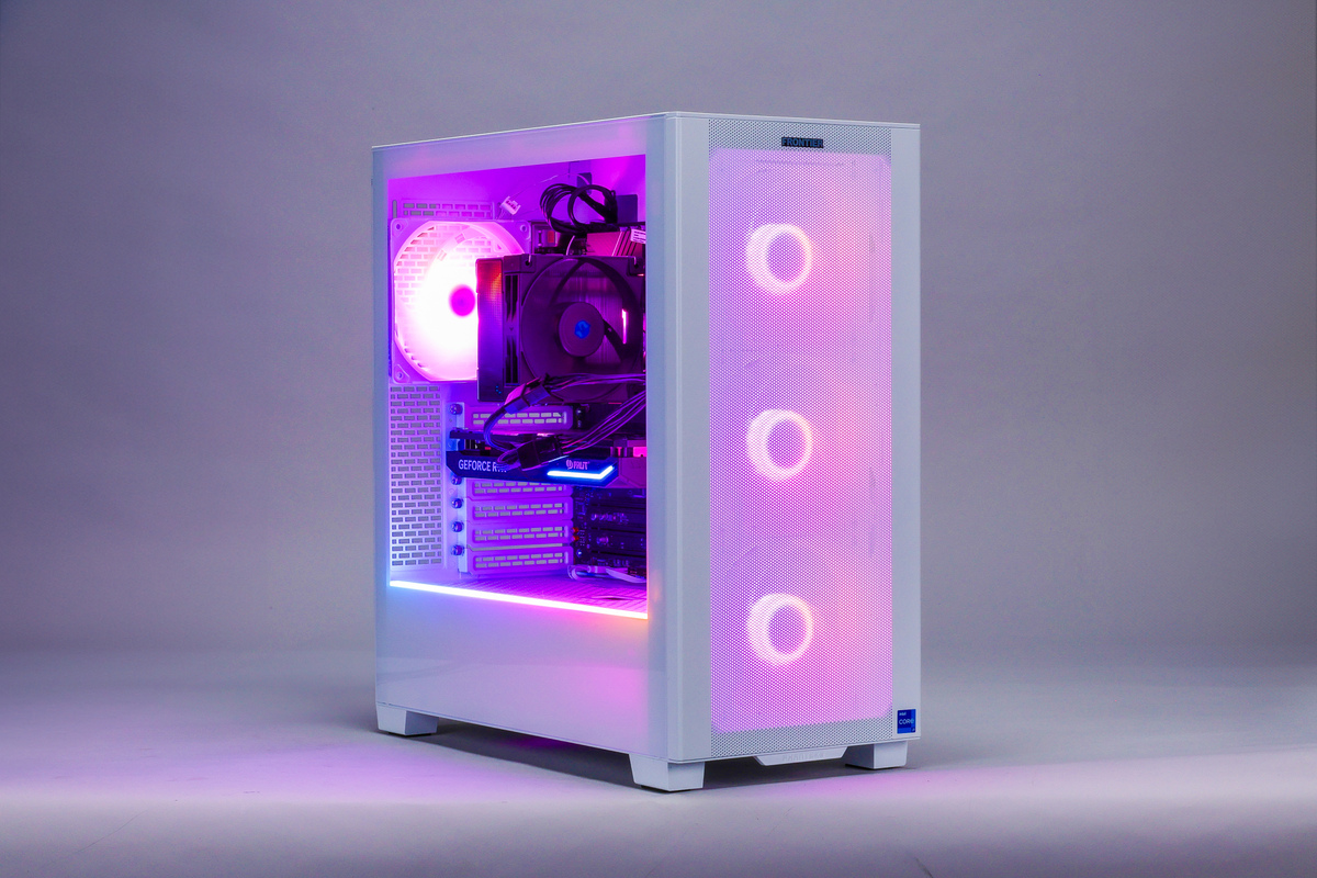 ASCII.jp：高性能でリーズナブルな価格が魅力のFRONTIERのBTOPC、実際