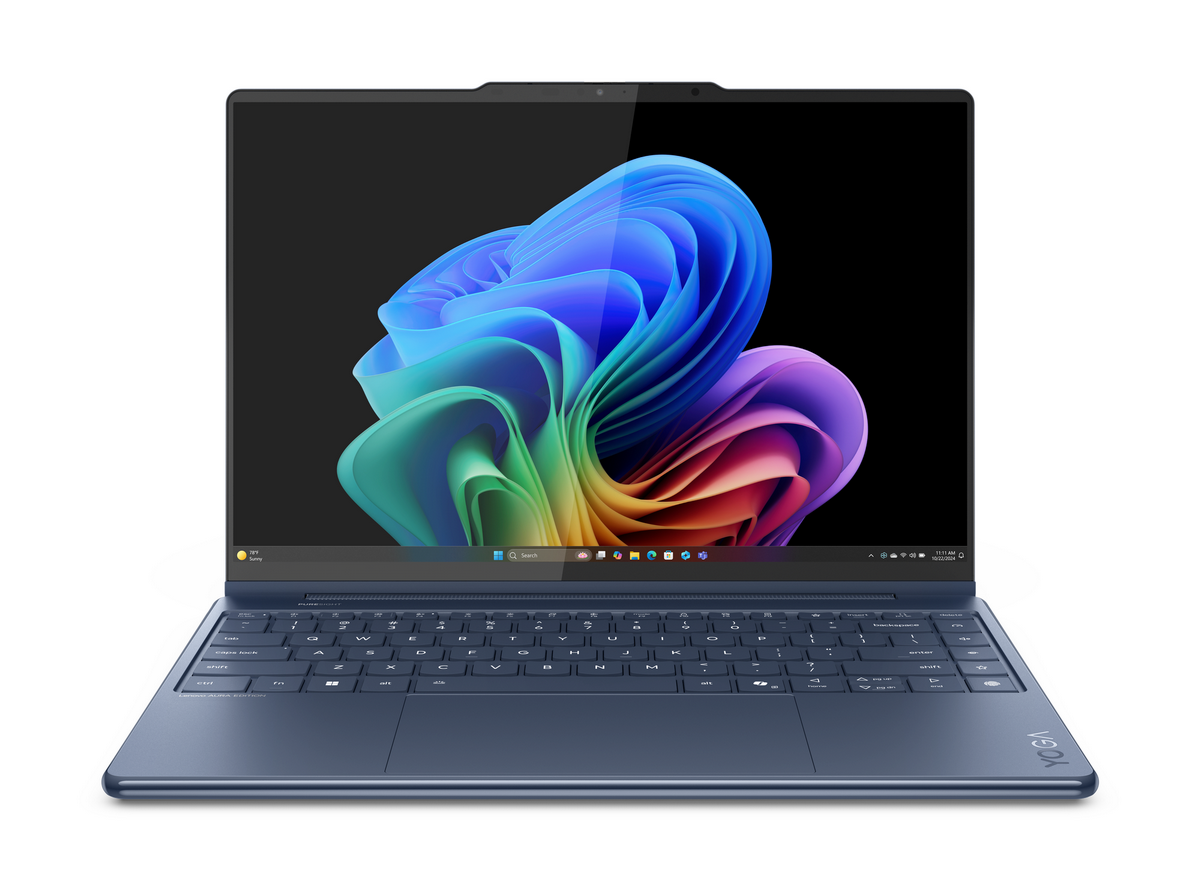 世界初の画面が伸縮するノートPC「ThinkBook Plus Rollable」も