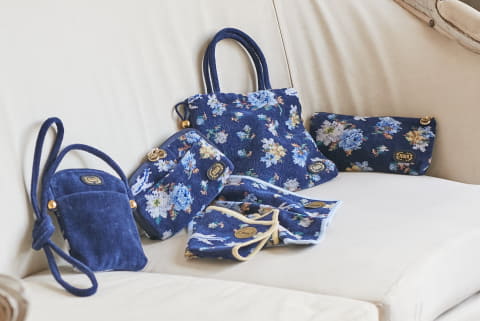 全日空商事、「FEILER for ANA」からオリジナル配色のバッグやハンカチ