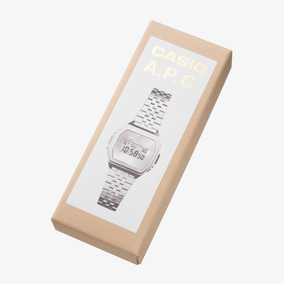 アーペーセー、「カシオクラシック」コラボモデル。1970年代を思わせる