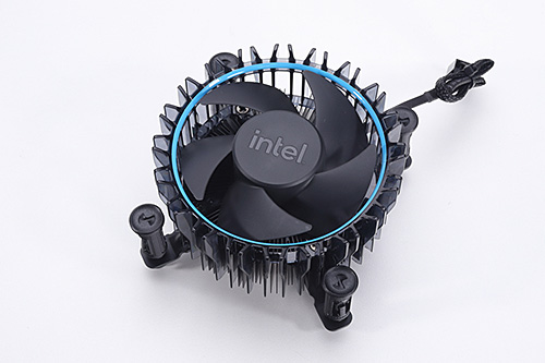 BTO PCのCPUクーラーはカスタムすべき？Core i7-12700搭載PCで性能が