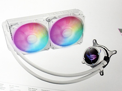 ASUSの光る水冷クーラー「ROG STRIX LC II ARGB」にホワイトモデル、計