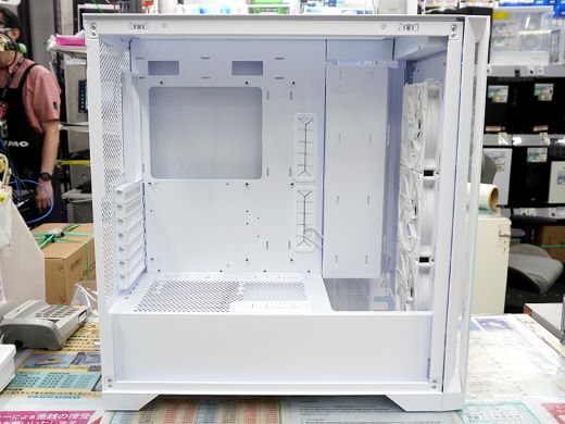 白にこだわった”オウルテックのPCケースに新モデル、拡張性が向上