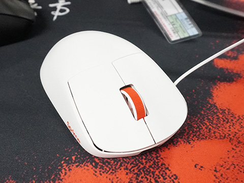 軽くて頑丈なワイヤレスマウス「Sprime PM1」が入荷、8,00Hzの