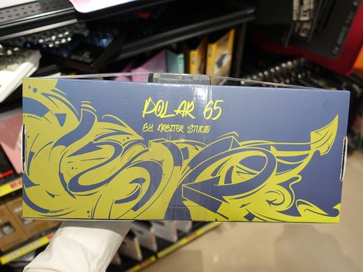 Nacho Customzデザインの65%キーボード「Polar 65 Calabera Edition