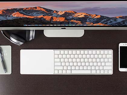 Apple純正キーボードとトラックパッドを美しく一体化できる