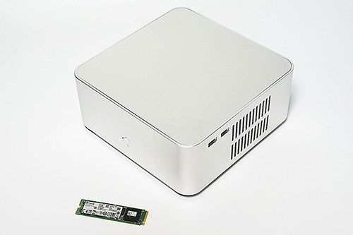 Ryzen APUもNUCも小型PCを組むならM.2 SSD、高速・手軽でエアフローも