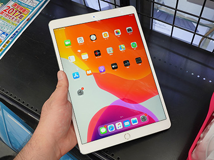 Apple iPad Pro セルラーモデル 11インチiPad Pro Wi‑Fi + Cellular