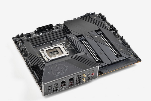 最新・最強の光らないマザー”が来た！Core i9-12900Kフル動作も余裕の