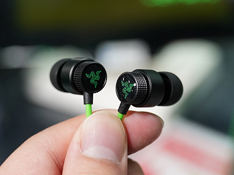 Razerの有線イヤホン「Hammerhead V3」が発売、USB-C DACアダプタ付属