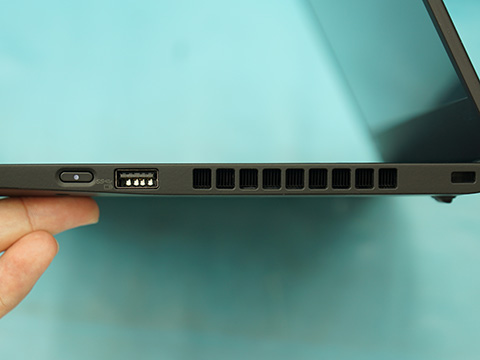 Core i7-10510U+16GBメモリ搭載の「ThinkPad X1 Carbon 8th Gen」が